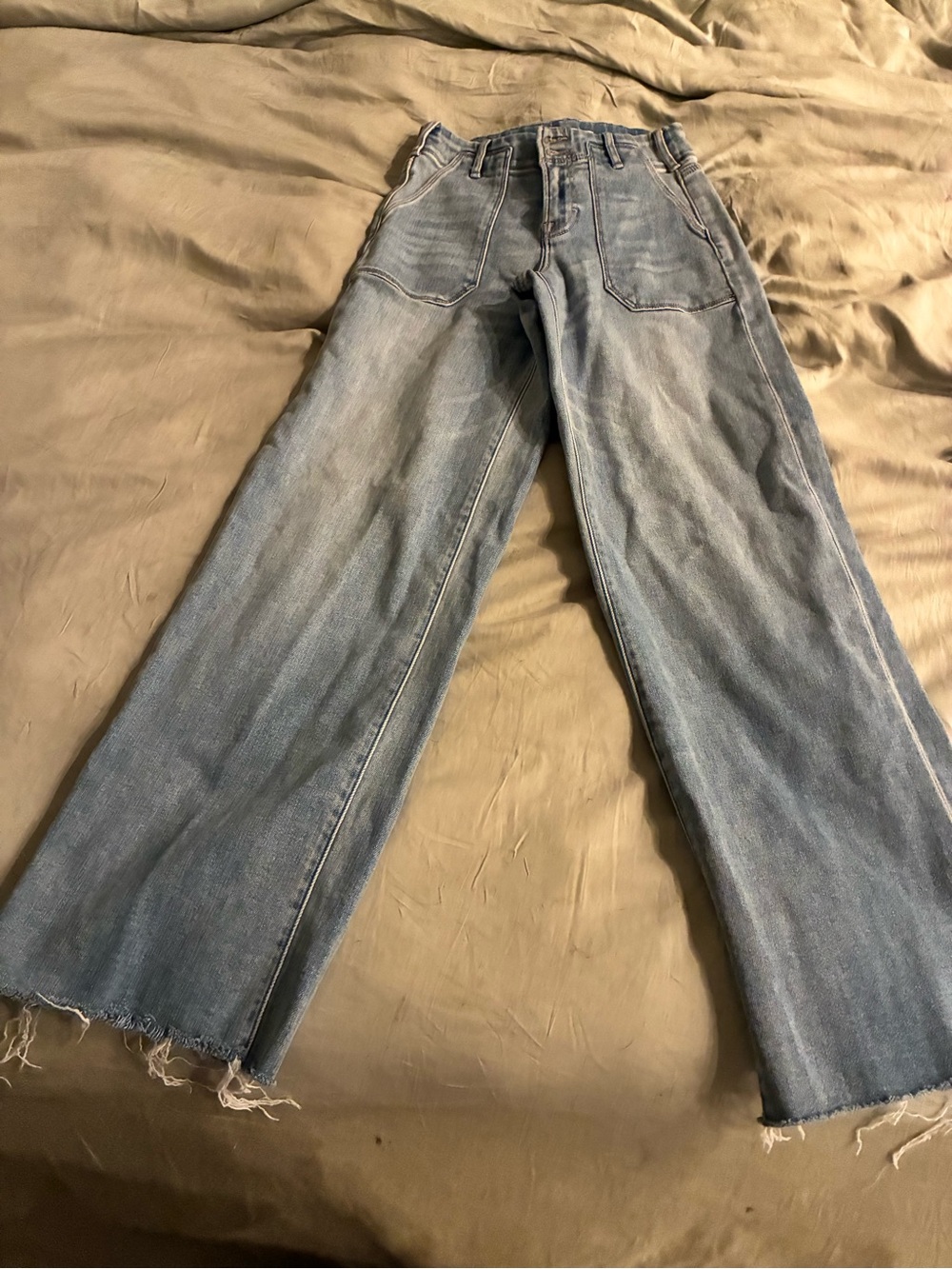High-Rise Light Blue Wide-Leg Jeans with Raw Hem